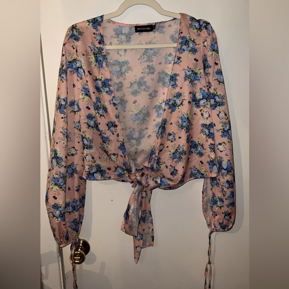 Pretty little thing top